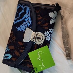 NWT Vera Bradley Ultimate Wristlet